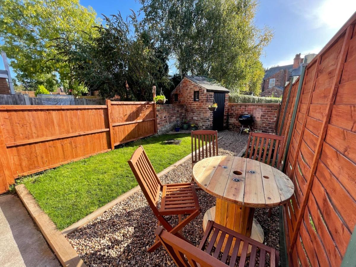 Rasen Cottage Burton  Esterno foto